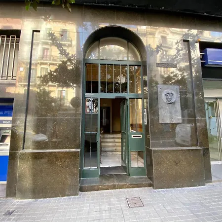 Apartamento Housing Student Barcelona